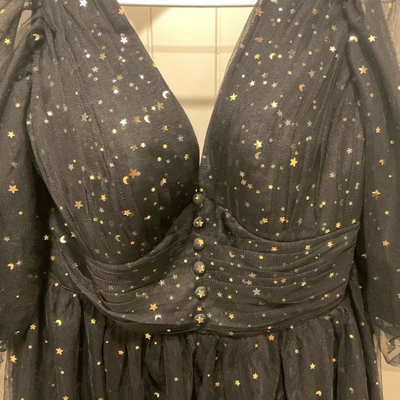 16w Black tulle dress - Picture 2 of 4